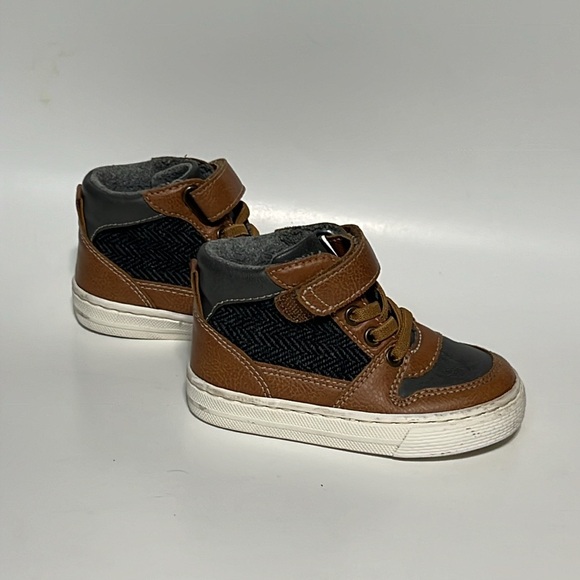 Gymboree boys Aspen lodge  hi top sneakers - Picture 4 of 8